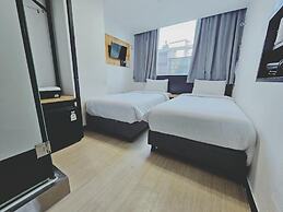 Ekonomy Hotel Myeongdong premier