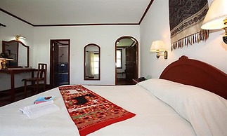 Vansana Plain of Jars Hotel