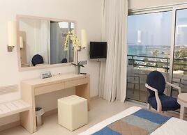 Vrissiana Boutique Beach Hotel