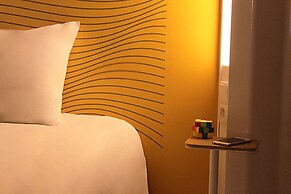 B&B HOTEL Paris Porte des Lilas