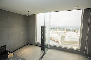 Freshfields Hotel