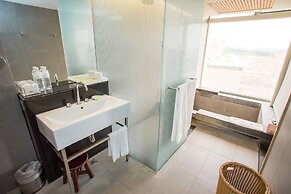 Freshfields Hotel