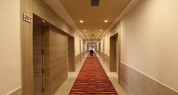 Nidhivan Sarovar Portico Vrindavan