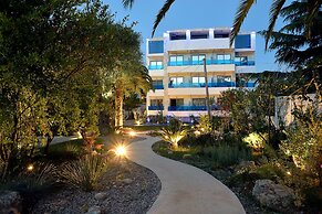 TRYP by Wyndham Corfu Dassia
