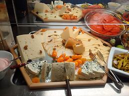 TRYP by Wyndham Corfu Dassia