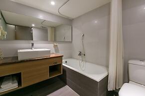 Highness Hotel