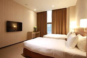 Highness Hotel