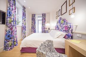 Cinque Luxury Rooms