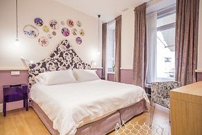 Cinque Luxury Rooms