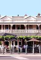 Hotel Metropolitan