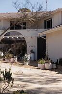 Kyah Hotel