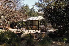 Kyah Hotel