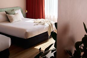 Kyah Hotel