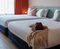 Kyah Hotel