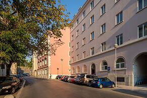 Cornaro Hotel