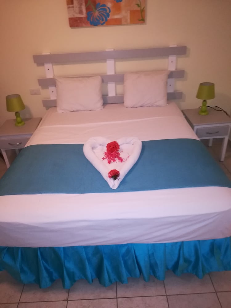 Costarena Beach Hotel