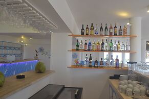 Costarena Beach Hotel