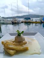 Banana Bay Marina