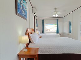 Banana Bay Marina