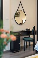 SQ HANG GAI HOTEL & SPA