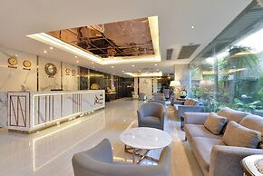 Three Seasons Bangkok