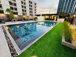 Three Seasons Bangkok