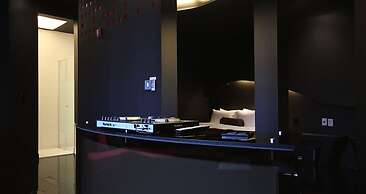 Club Hotel