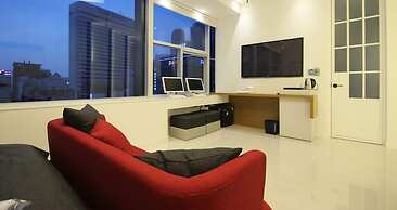 Club Hotel