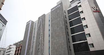 Club Hotel