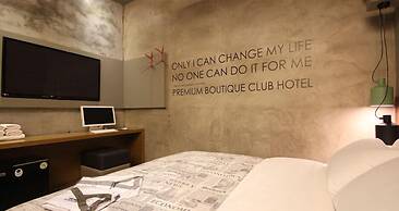 Club Hotel