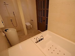 Club Hotel