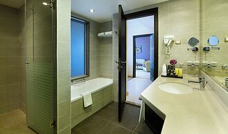 ARMADA AVENUE HOTEL