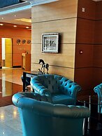 ARMADA AVENUE HOTEL