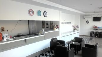 Sun Inns Hotel Laksamana