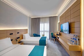 Lotus Grand Hotel