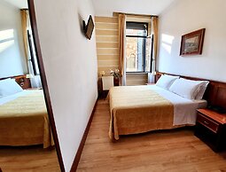 Hotel Aurora