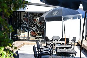 Cacha Hotel