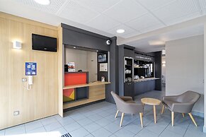 B&B HOTEL Châteauroux Aéroport
