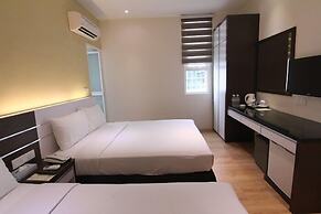 The V Hotel