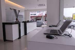 The V Hotel