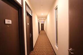 The V Hotel