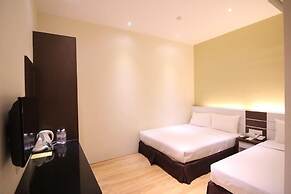 The V Hotel