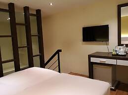 Seasons View Hotel