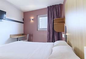 B&B HOTEL Nîmes Centre