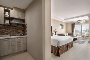 Palace Gate Hotel & Residence by EHM
