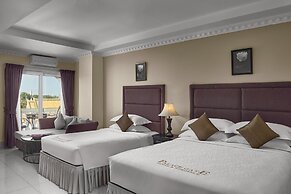 Palace Gate Hotel & Residence by EHM