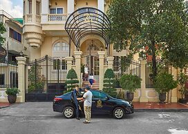 Palace Gate Hotel & Residence by EHM