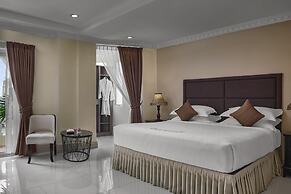 Palace Gate Hotel & Residence by EHM