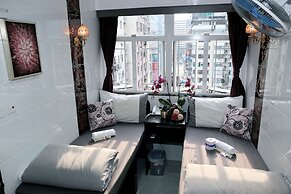 Canada Hotel