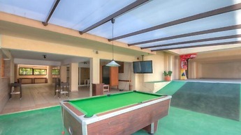 A. Maos Hotel Apartments
